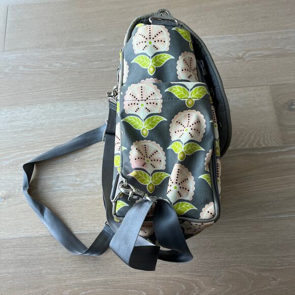Petunia Pickle Bottom Abundance Boxy Backpack Convertible Diaper Bag - Picture 4 of 8
